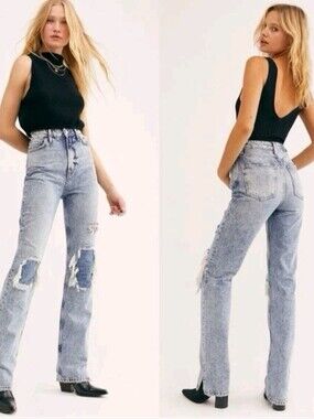 We The Free My Own Lane High Rise Distressed Aid Wash Straight Leg Jeans 31